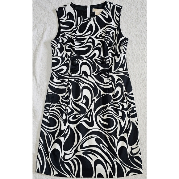 Michael Kors Dresses & Skirts - Michael Kors Black and White Swirl Button Dress